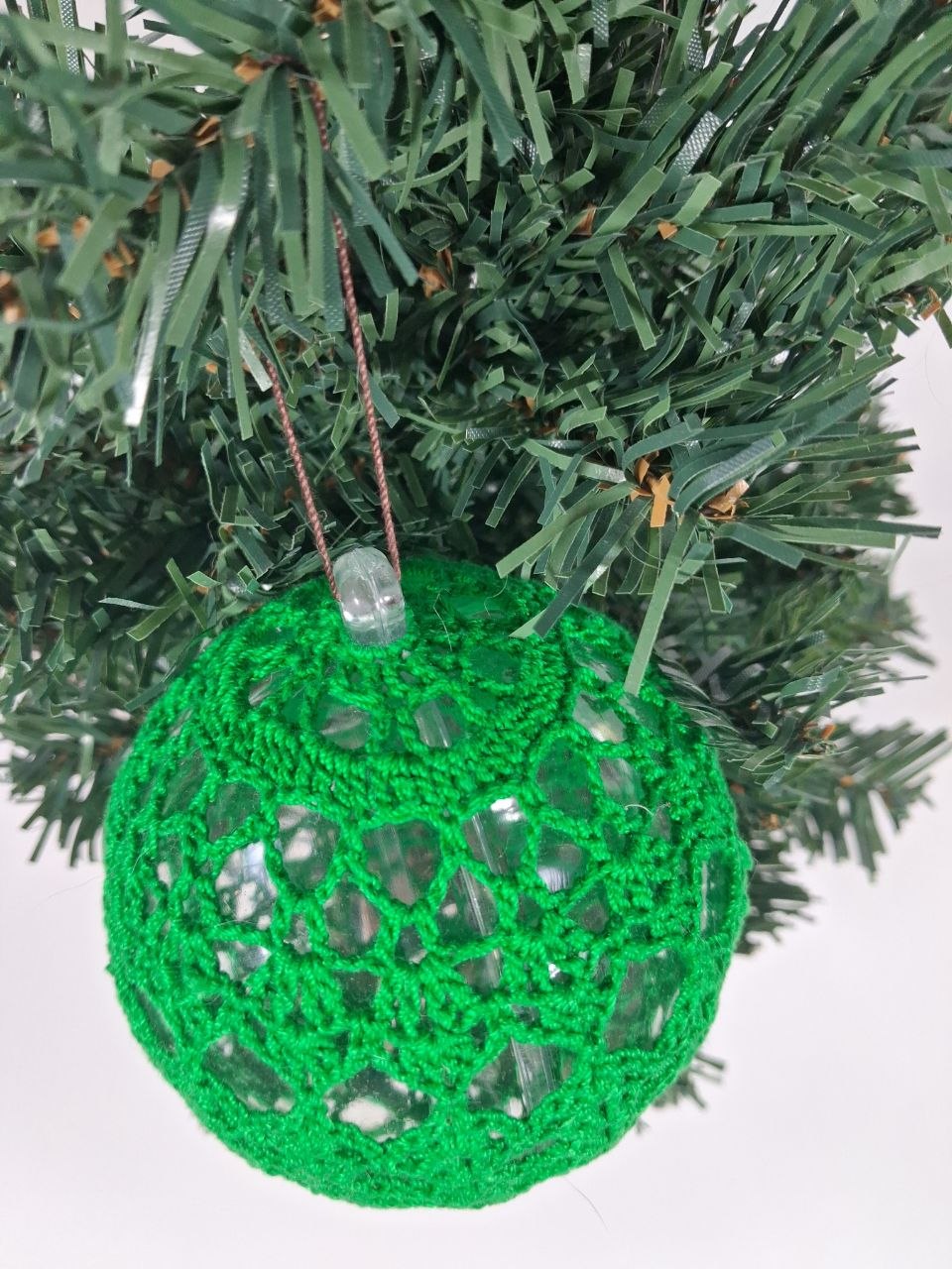 Green Crochet Christmas Bauble (medium pattern)