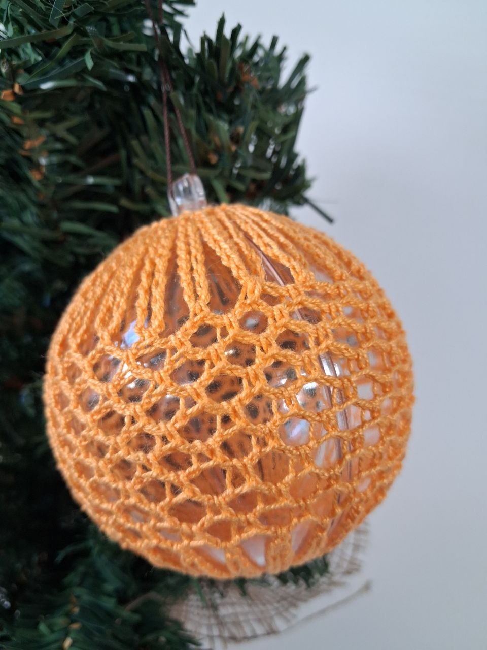 Orange Crochet Christmas Bauble (small pattern)