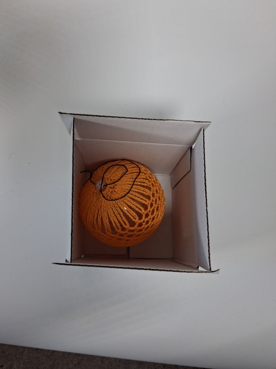 Orange Crochet Christmas Bauble (small pattern)